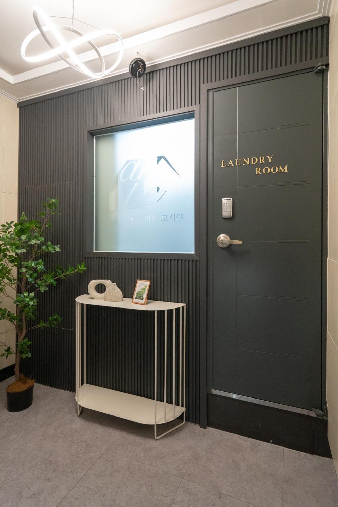 Arte Premium Oneroomtel Myeongdong Seul Exterior foto